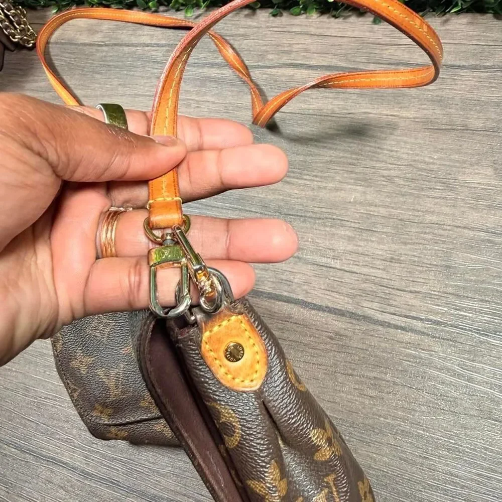 Louis-vuitton Women's Brown Bag